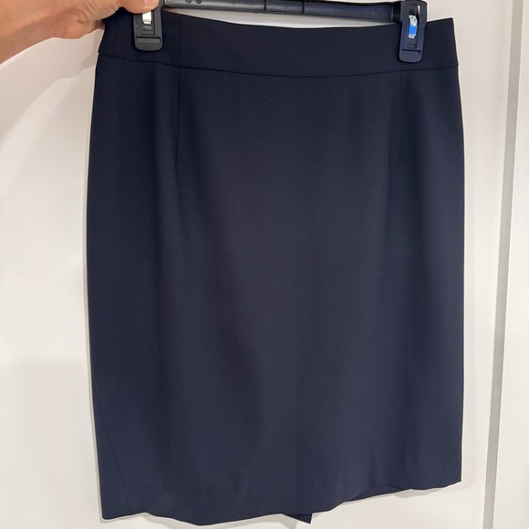 Theory Navy Blue Good Wool Stretch Skirt – Size 6 - Picture 4 of 8